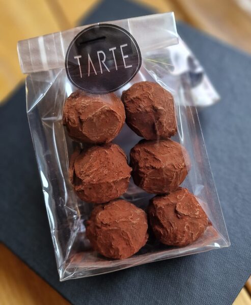 Dark chocolate truffles (6 pc)